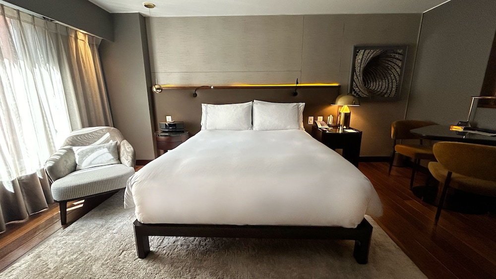 Superior, Queen Bed