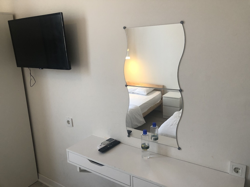 Atici Hotel 36/37