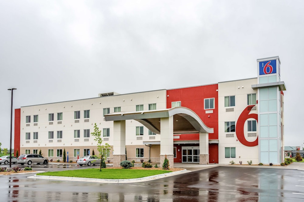 Motel6 Mankato, MN 7/60