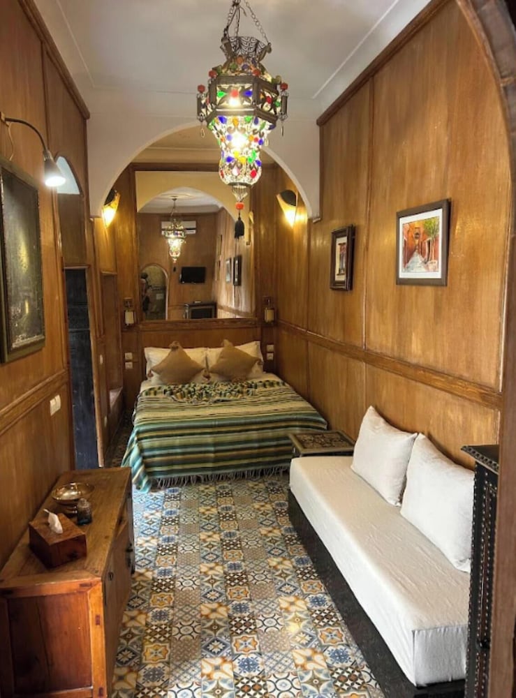 LA MAISON NOMADE 34/77
