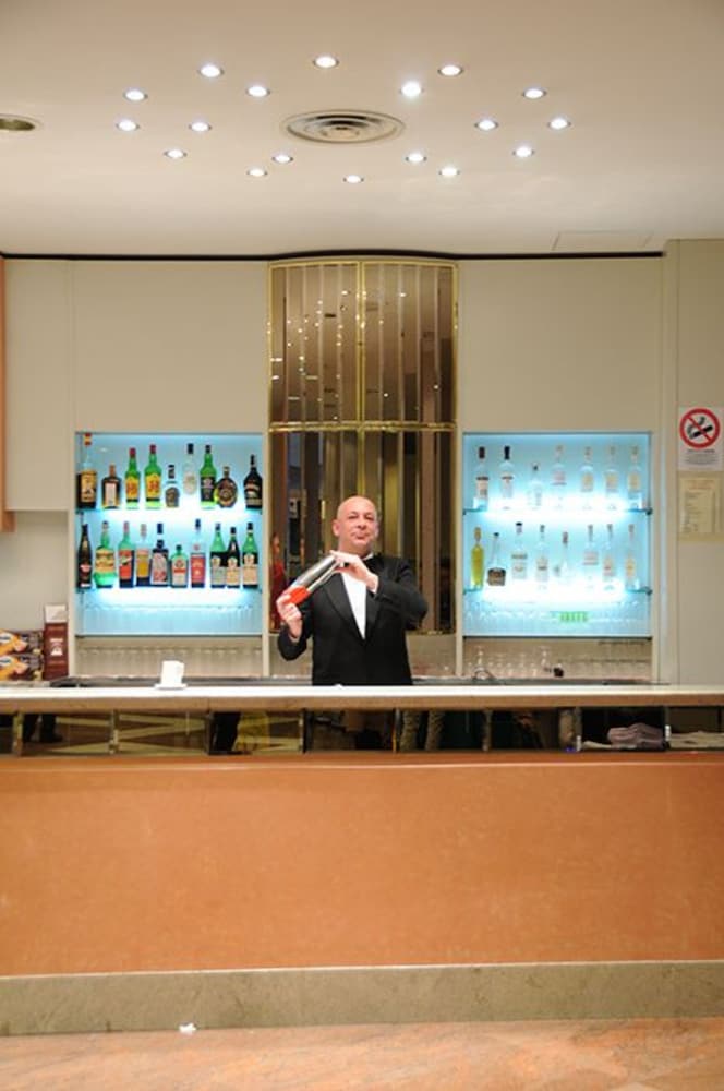 Grand Hotel Excelsior 4/47