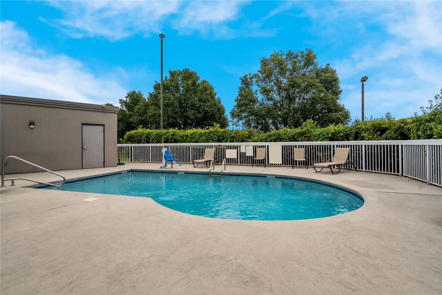 Country Inn and Suites By Radisson Goldsboro Nc 23/24
