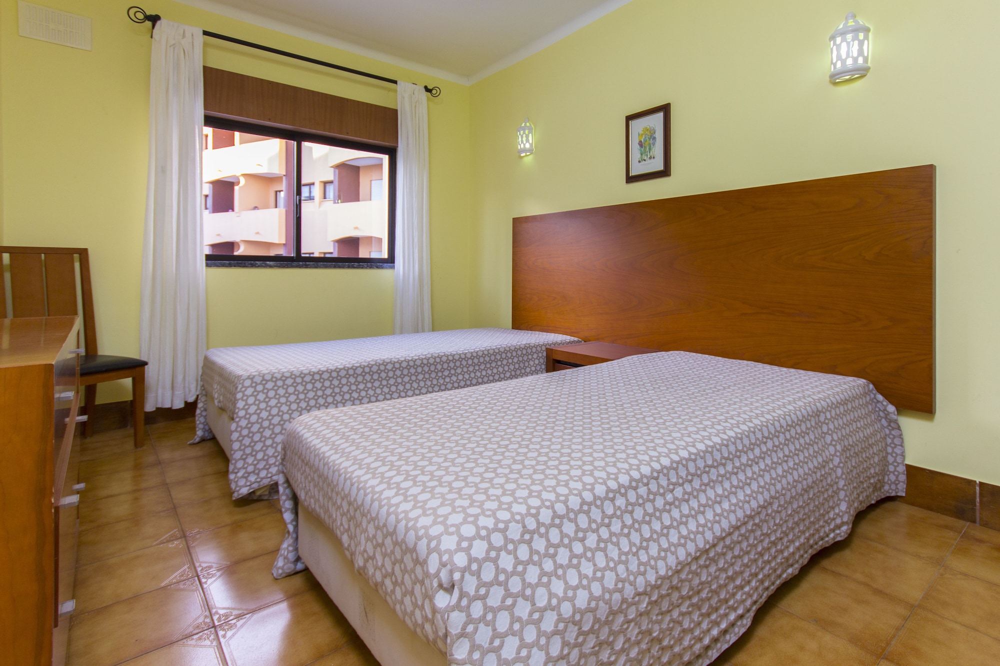 1 BEDROOM, APARTMENT