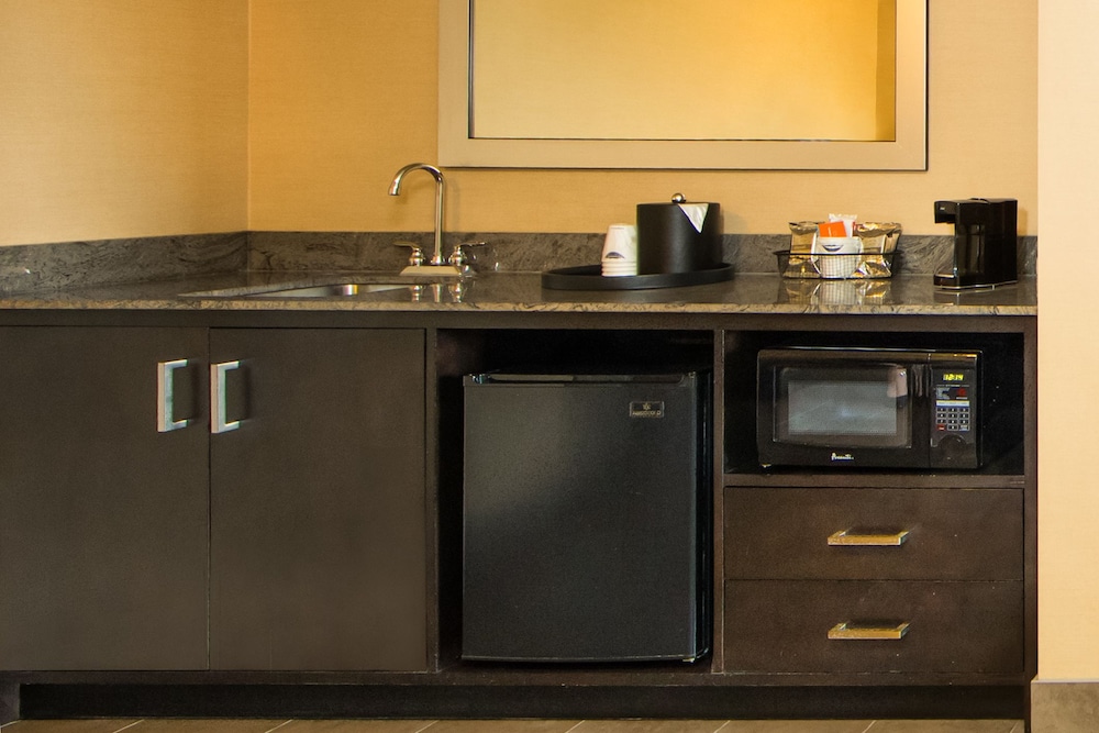 Hampton Inn & Suites Tacoma/Puyallup 30/56