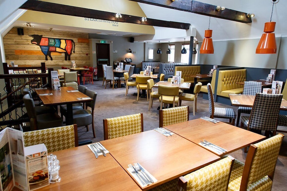 Premier Inn Stevenage 28/45