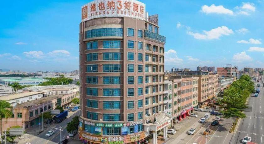 Vienna 3 Best Hotel (Dongguan Liaobu Shida Road) 8/55