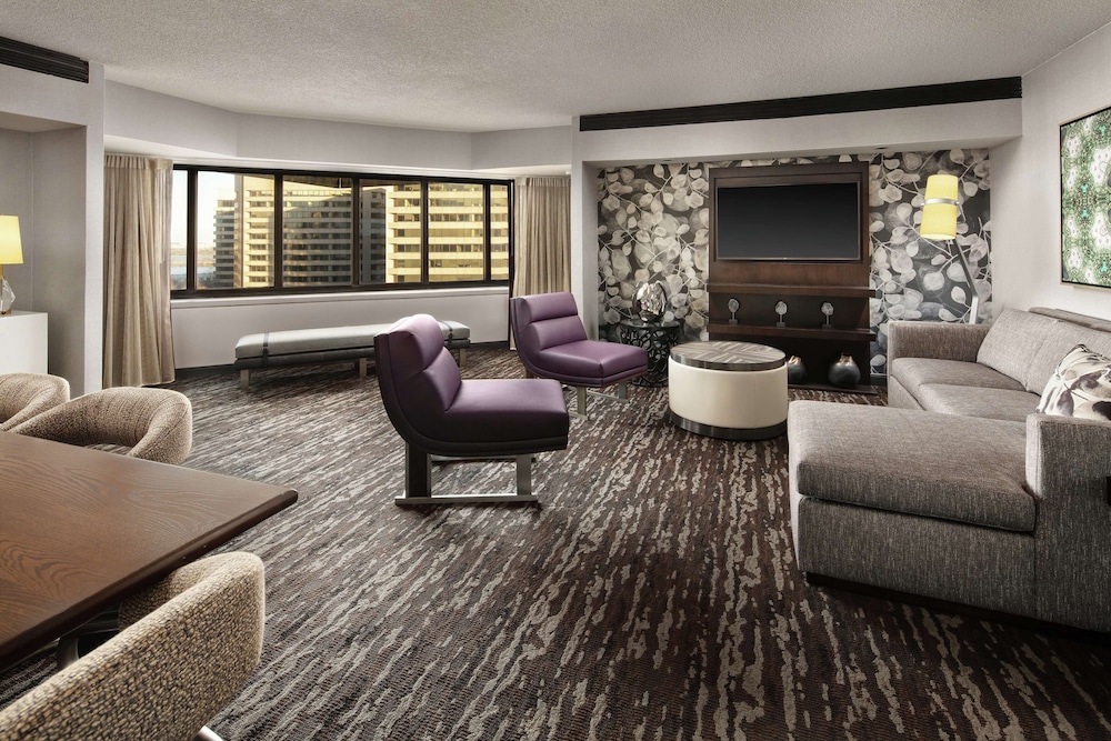 Embassy Suites By Hilton Crystal City National Airport 29/65