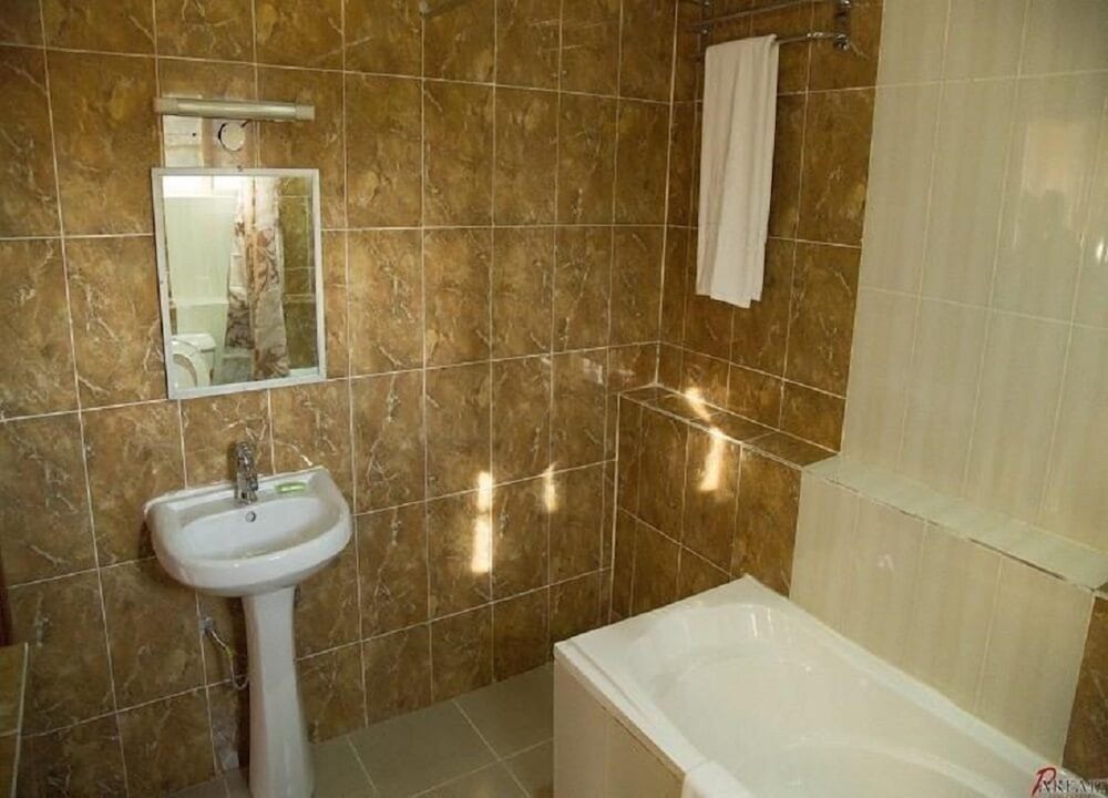 Petrus Hotels Royale 47/50