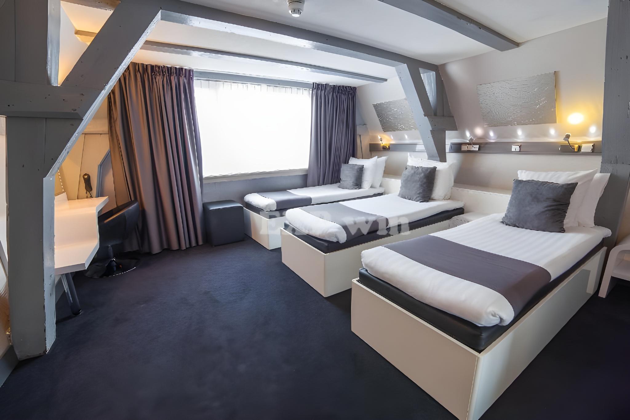 Room, Triple, 3 Beds