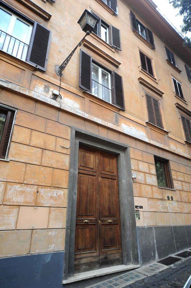 My Suites Piazza Di Spagna 2/43
