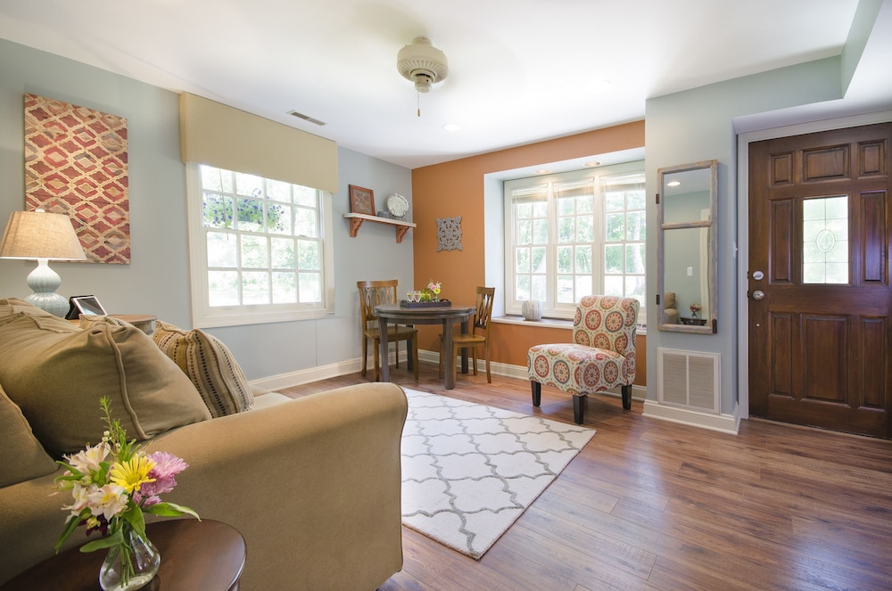 Hillbrook Inn 32/50