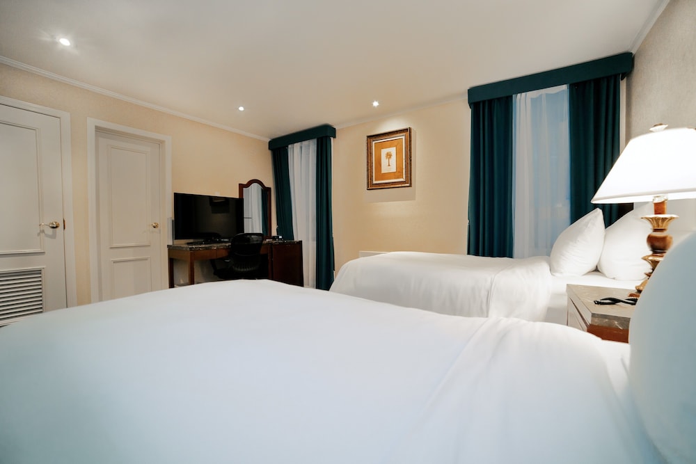 Hotel Stanford New York 23/57