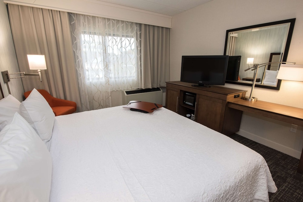 Hampton Inn Albany-Western Ave/University Area 9/47