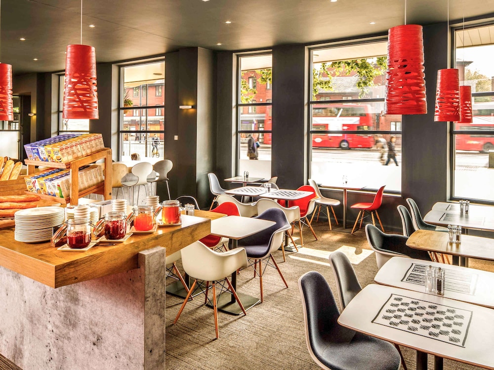 Ibis London Stratford 33/47