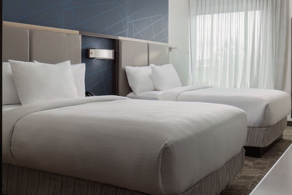 SpringHill Suites by Marriott Pleasanton 7/35