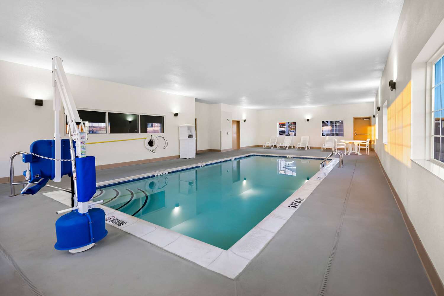 Microtel Inn And Suites By Wyndham Sweetwater 17/34
