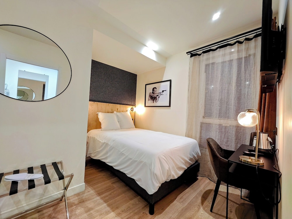 Comfort Hotel Cergy Pontoise Comfort FR06 2/36