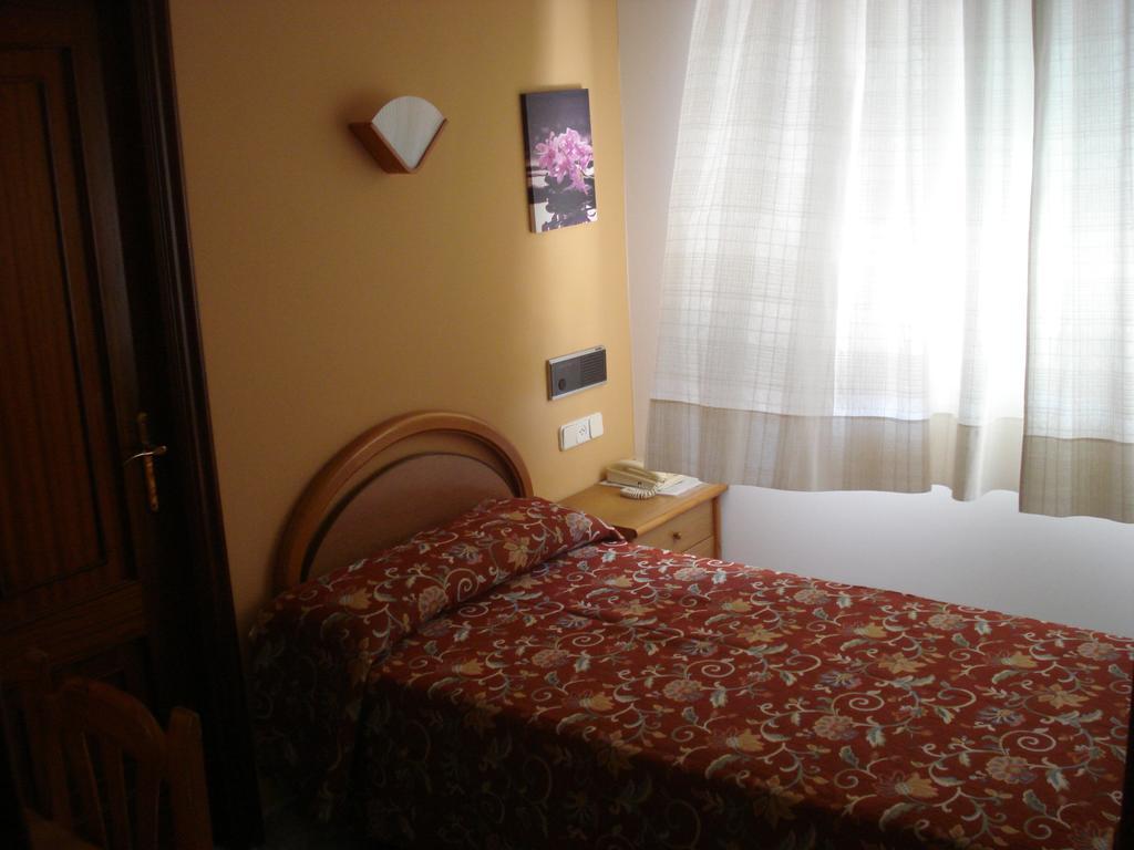 HOTEL FLORIDA MAR 15/29