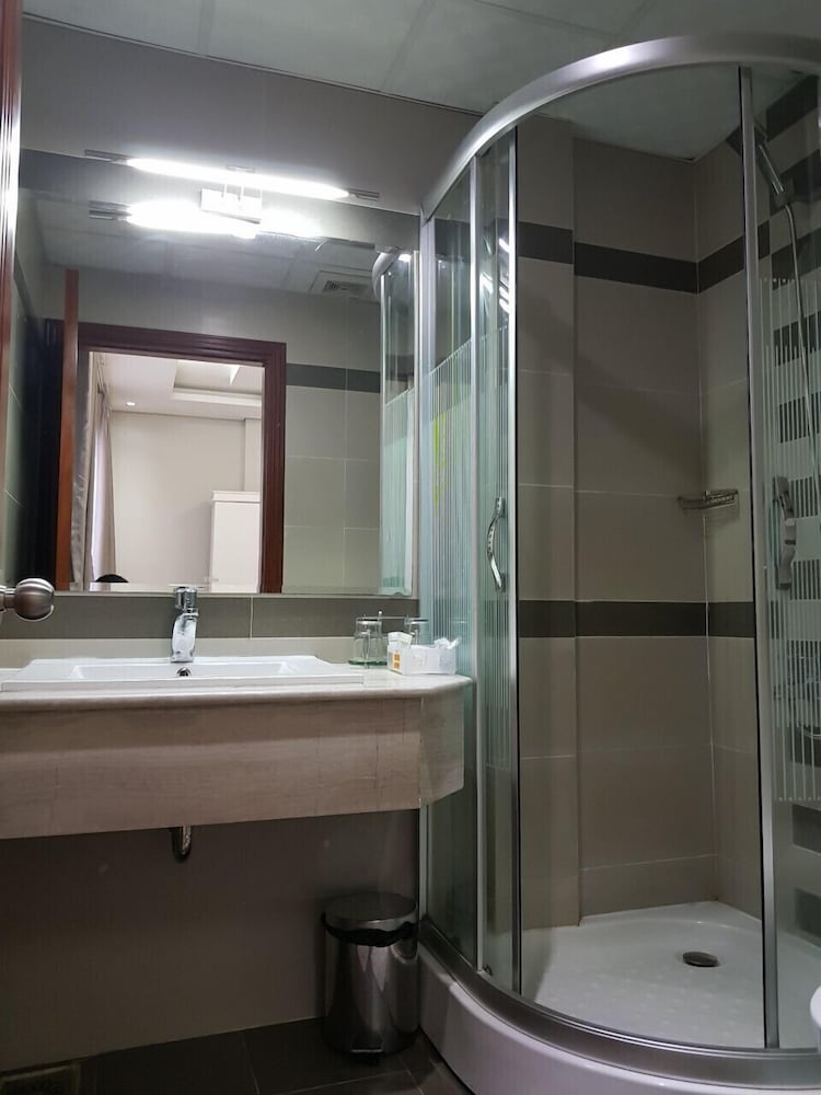 Van Ha Hotel 9/44