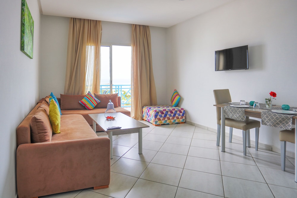 L Escale Appart Hotel 40/67