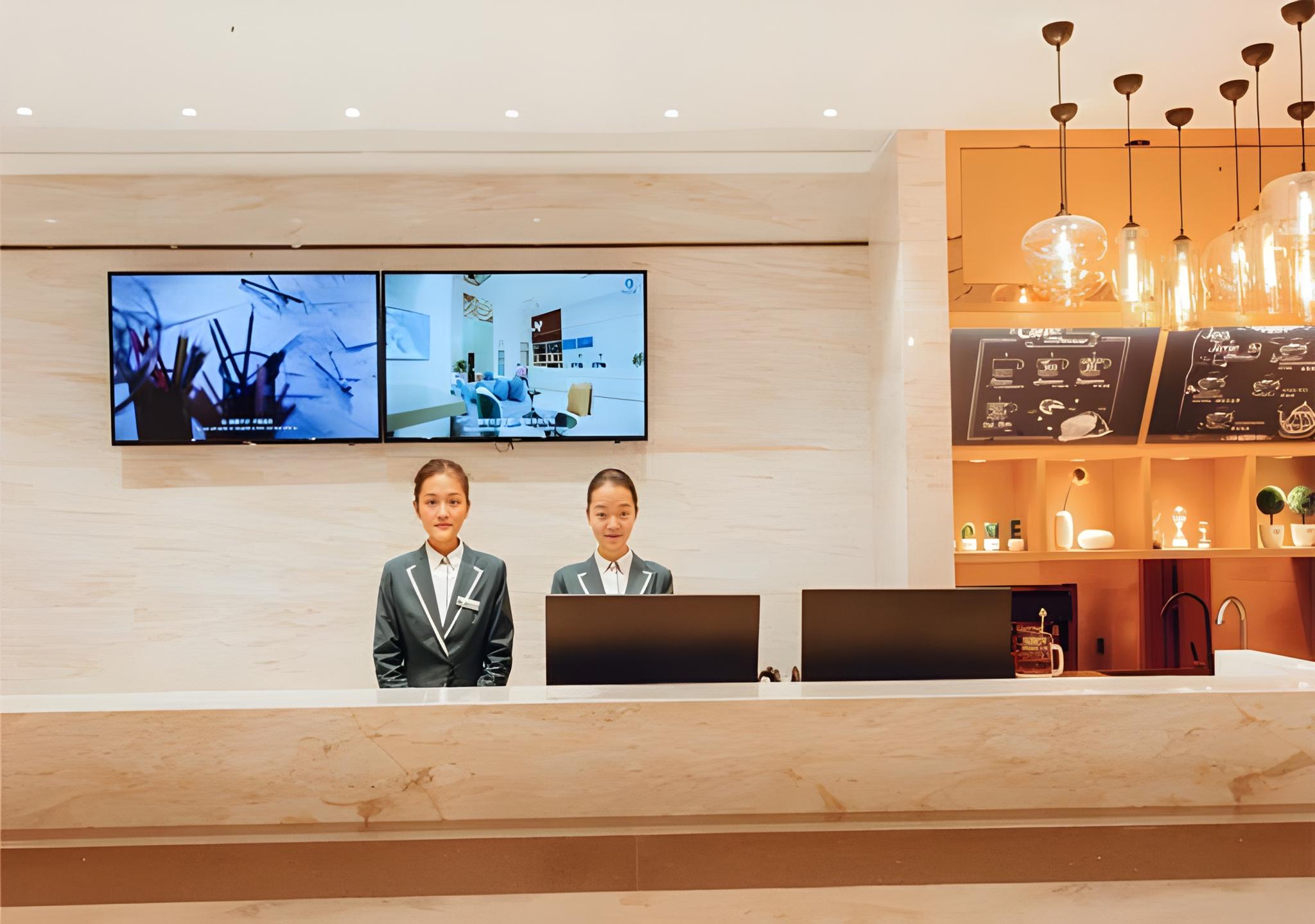 City Comfort Inn Honghu Huijin Wealth Plaza Golden Sunshine 10/50