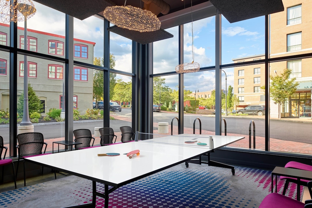 Aloft Portland, ME 16/25