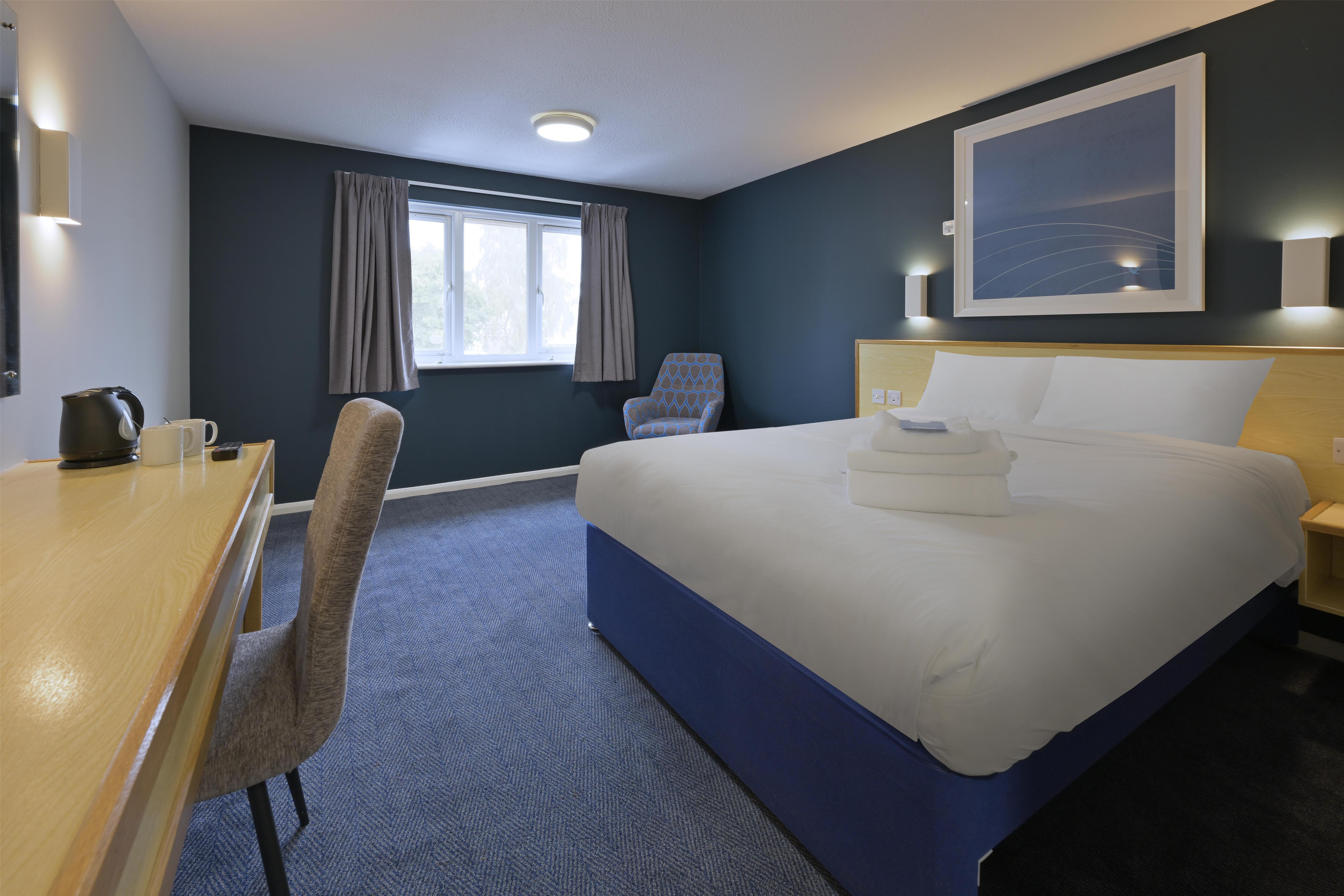 Travelodge Oxford Wheatley 11/24
