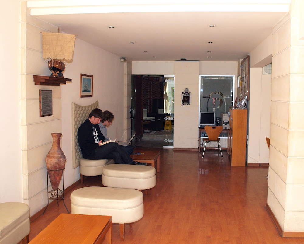 Blazer Residence 29/56