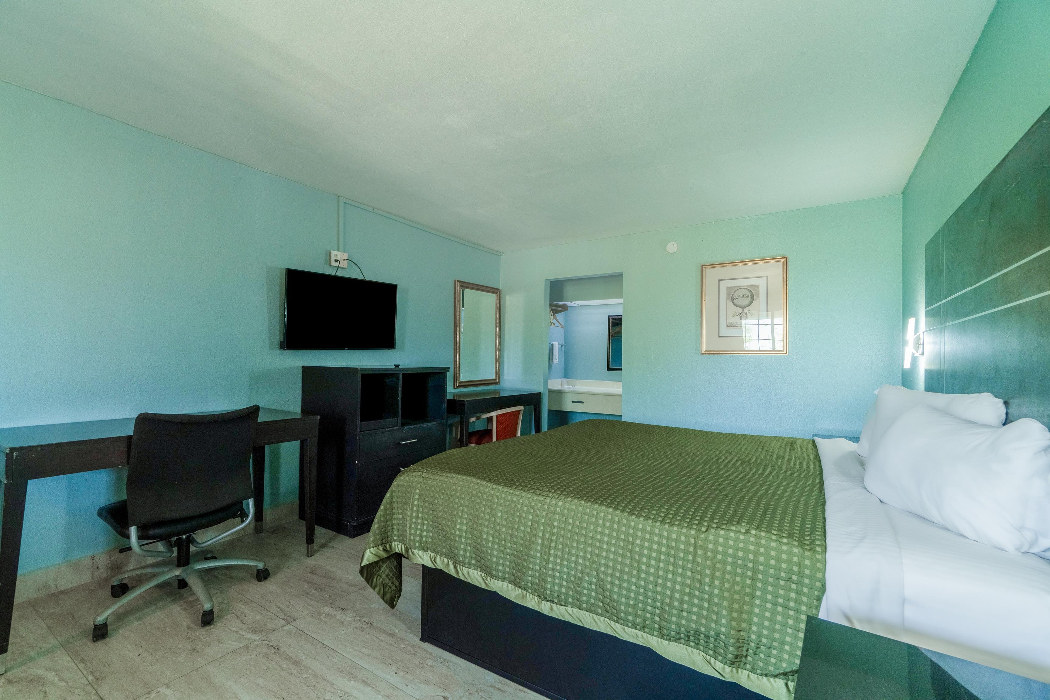 Lone Star Inn & Suites Harlingen TX 44/60