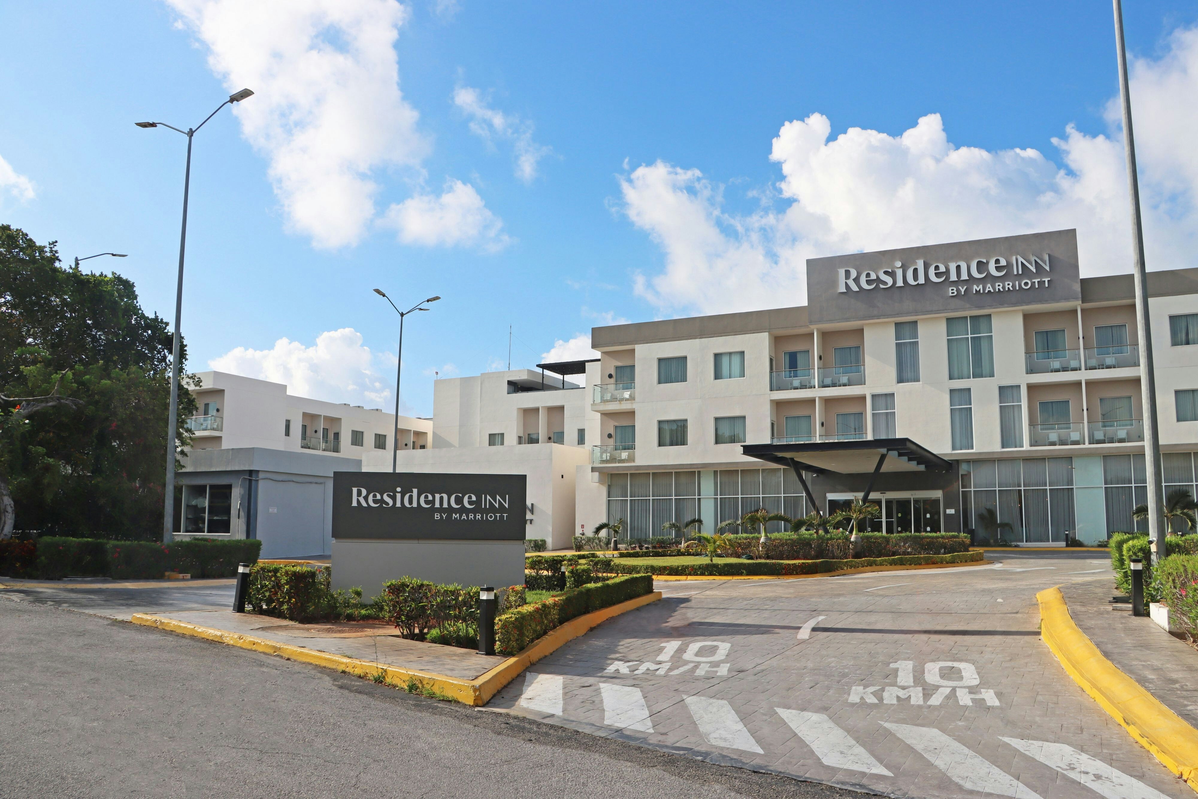 Residence Inn by Marriott Cancun Hotel Zone 23/28