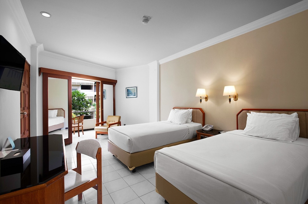 Lombok Raya Hotel 15/57