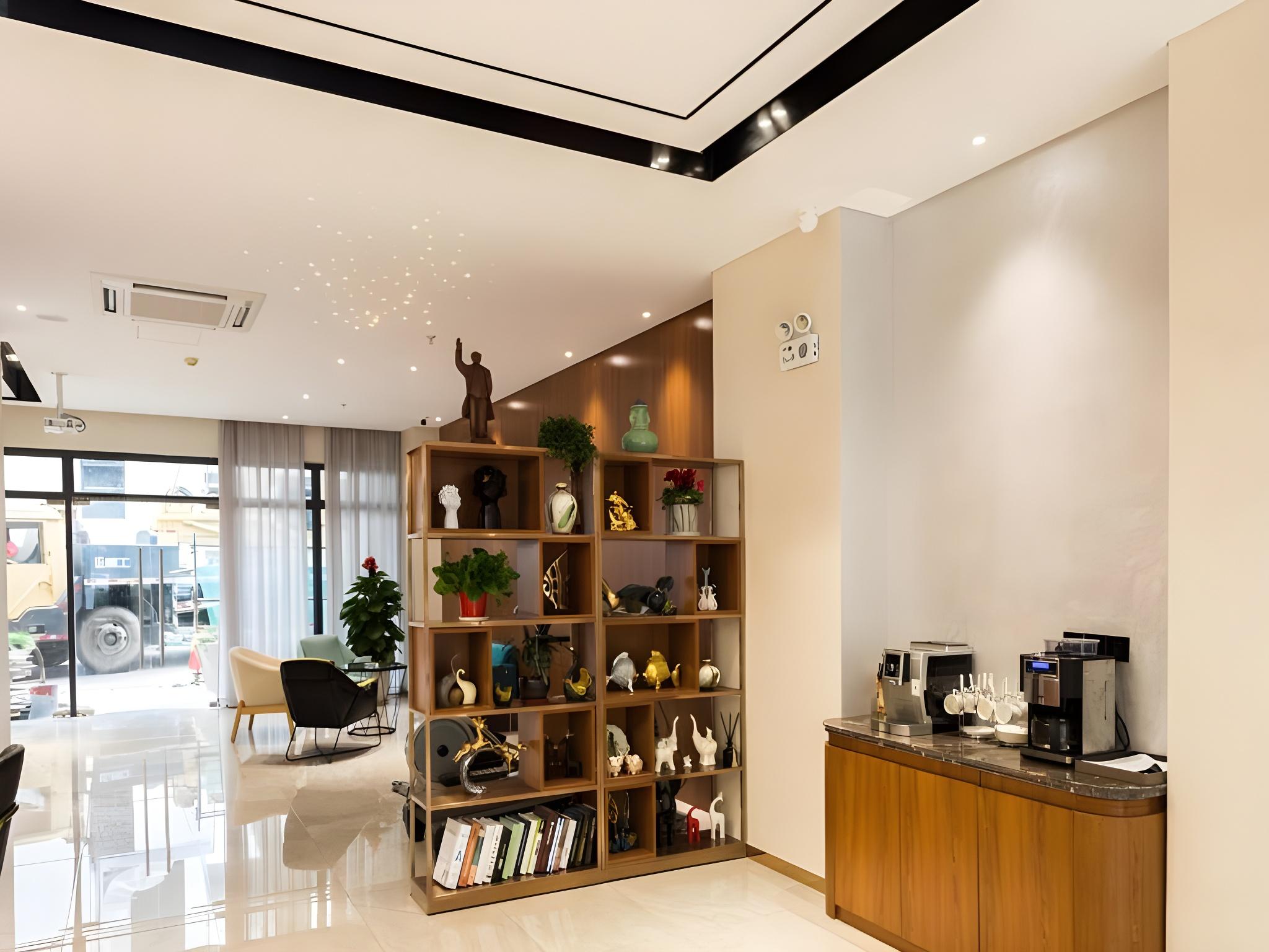 VX Wuxi Jiangyin Xiangshan Road Gym Hotel 6/23