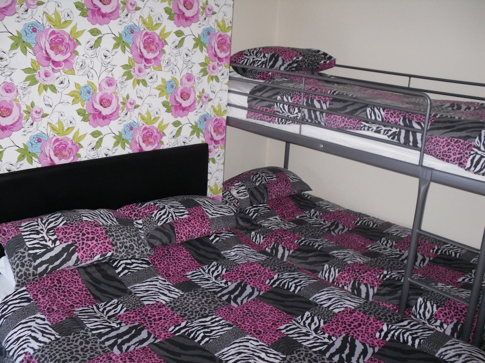 Trentham Private Hotel 34/50