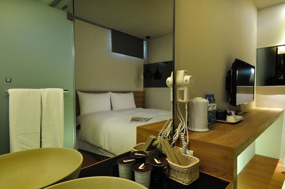 Forward Suites II 22/34