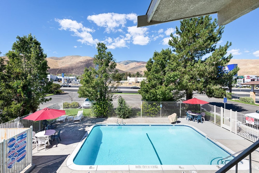Motel6 Carson City, NV 49/66