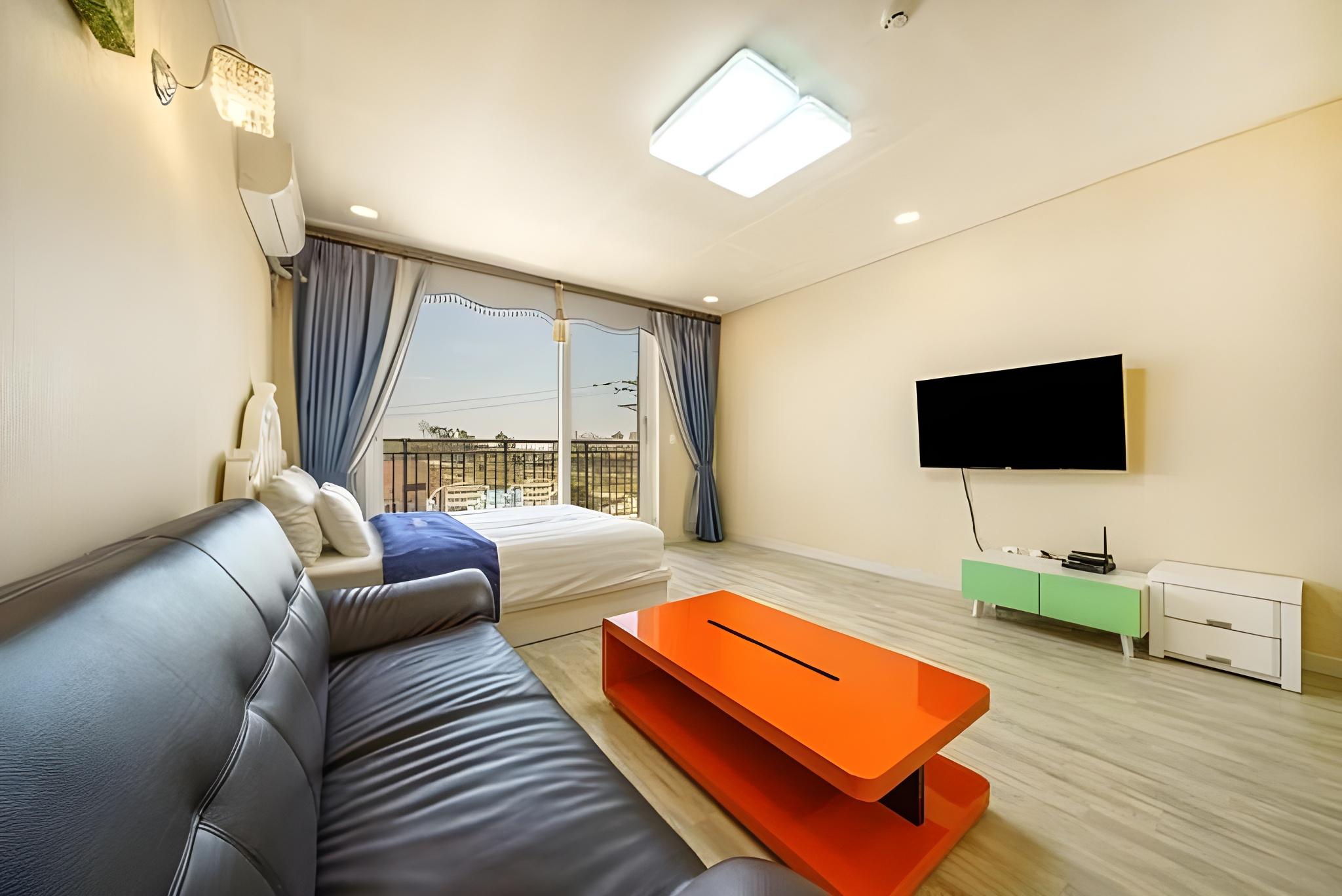 Buan Mohyang Crystal Pension 15/24