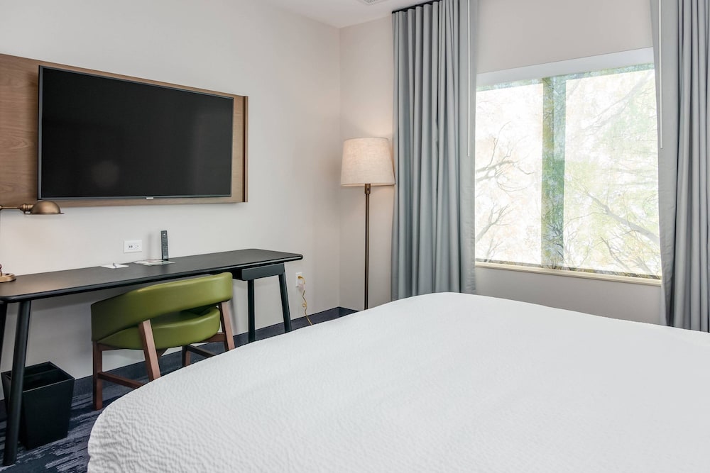 Fairfield Inn Suites San Jose North Silicon Valley 13/55