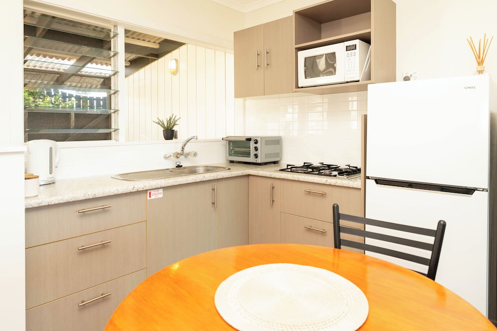 شقة بسرير كينج بغرفة نوم واحدة بمطبخ، Cascade Garden Apartments 3/4