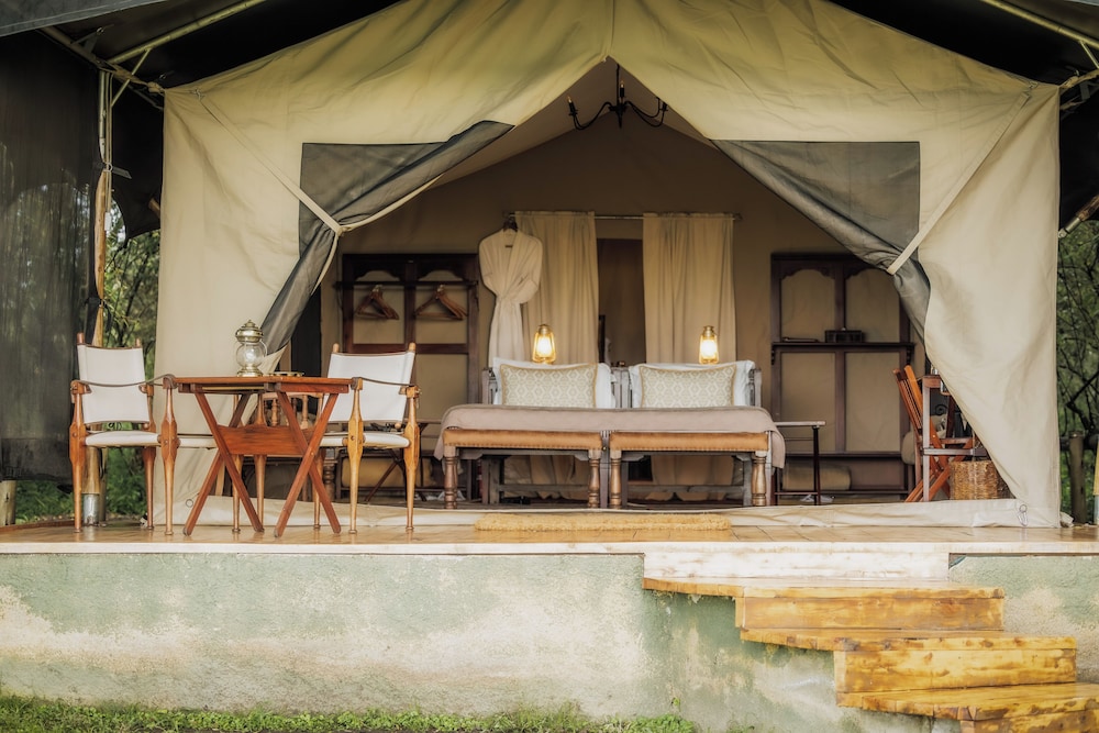 Elephant Pepper Camp 2/48