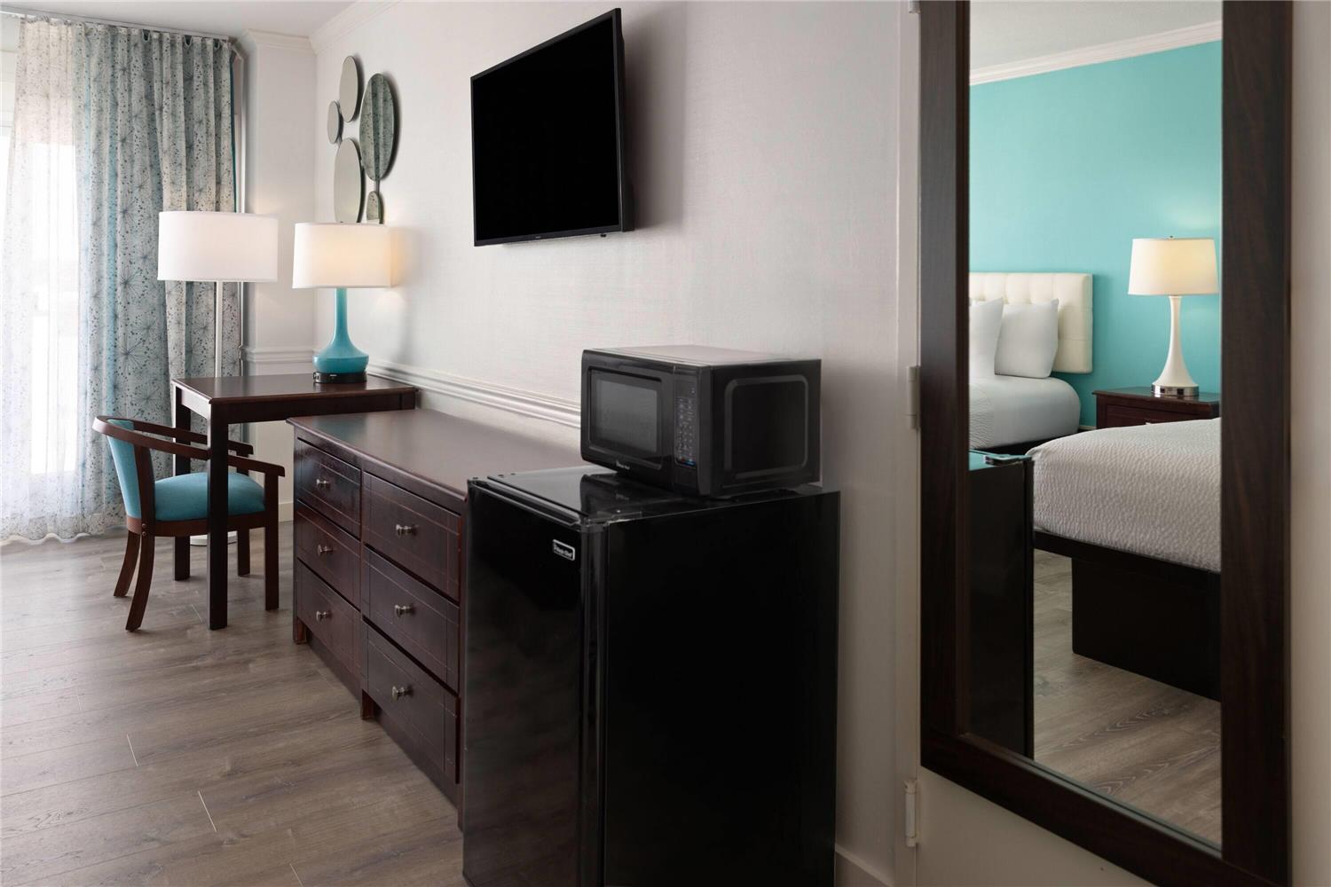 Howard Johnson Plaza Hotel By Wyndham Ocean City Oceanfront 19/31