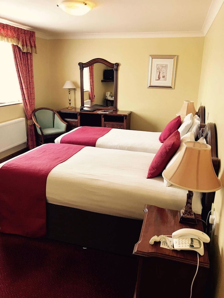 Slaters Country Inn 33/65