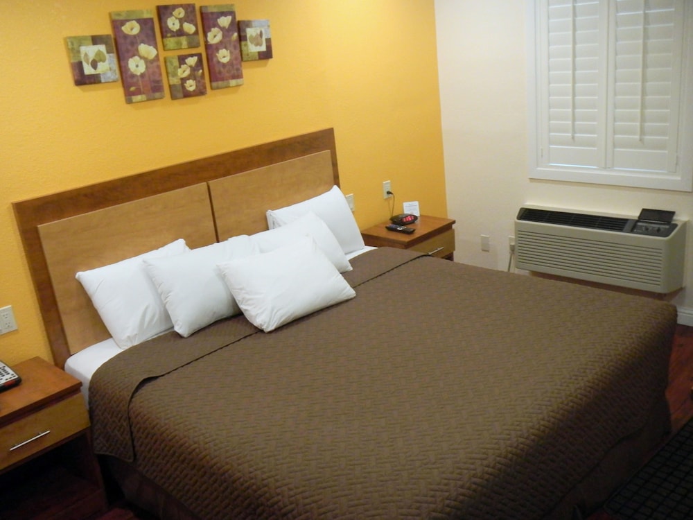 FairBridge Inn & Suites Merced - Gateway to Yosemite 10/27