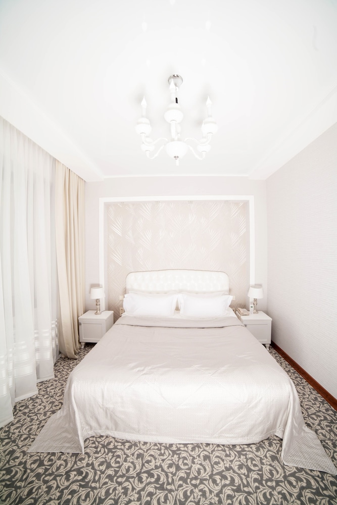 The Plaza Hotel Almaty 18/61