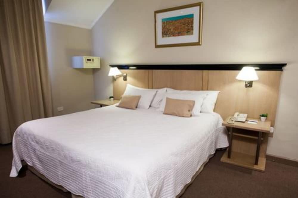 STANDARD, SINGLE, QUEEN BED