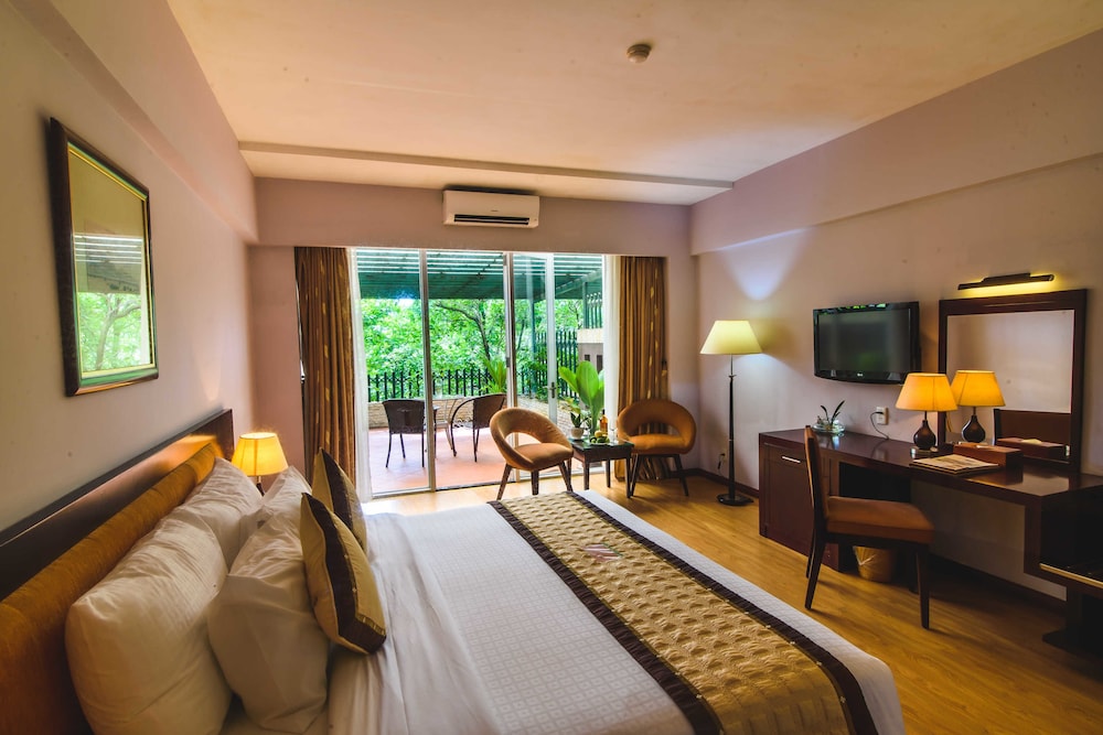 Mondial Hotel Hue 10/39