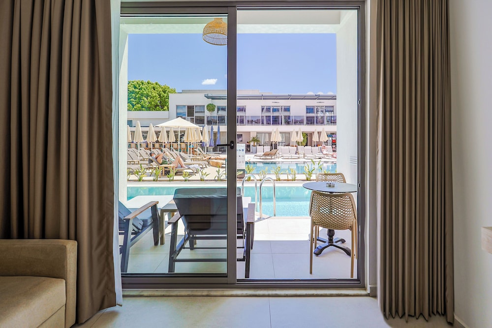 Victoria Princess Hotel Side - Adults Only 25/50