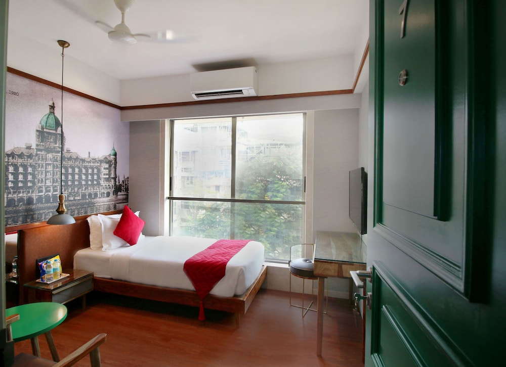 Theory9 Premium Serviced Apartments Khar 16/50