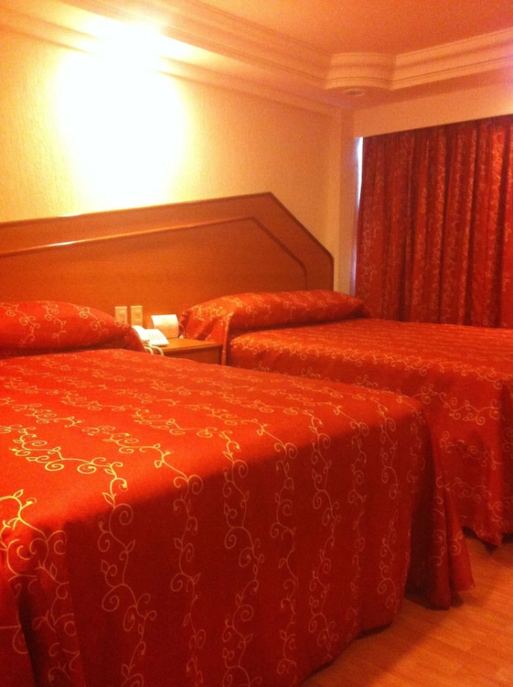 Hotel Premier 24/48
