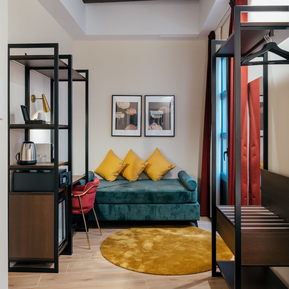 Hotel Cetina Sevilla 49/69
