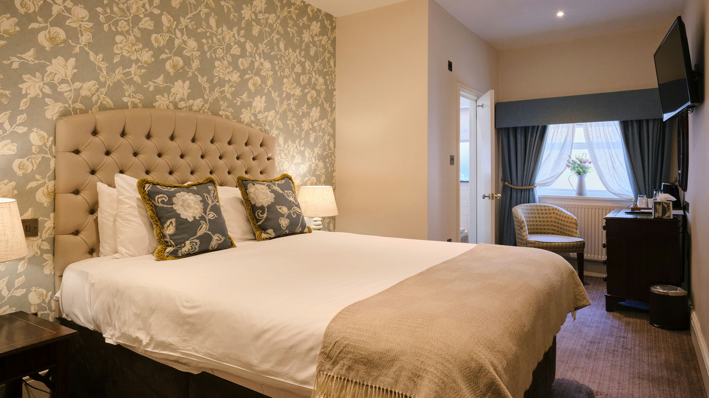 Compact, Double Bed